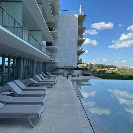 Bayline - Luxury